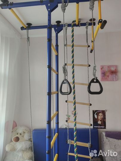 Детская шведская стенка с матом