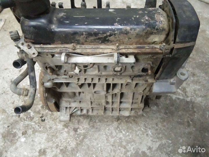 Двигатель AKL Шкода Октавия A4 1.6