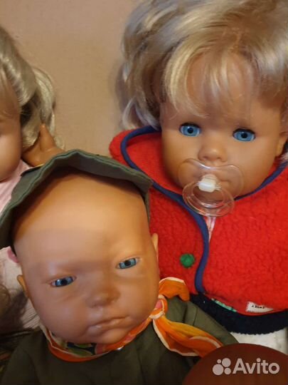 12 кукол немецких, целая коробка немецких игрушек