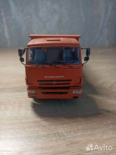 Сборная модель камаз 65115