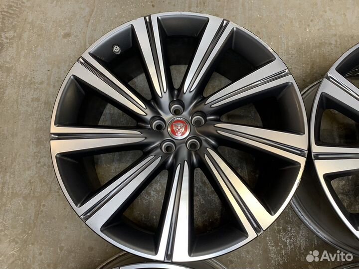 Оригинальные кованые диски Jaguar F-pace Velar R22