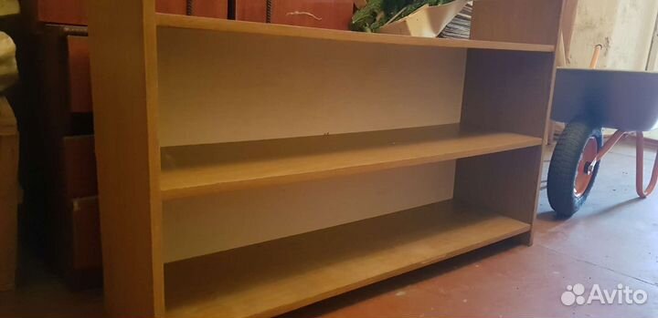 Полки стеллажи деревянные