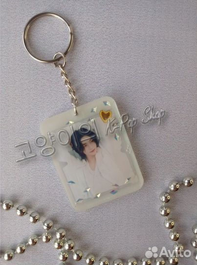 Брелок из эпоксидной смолы Stray Kids, Ateez