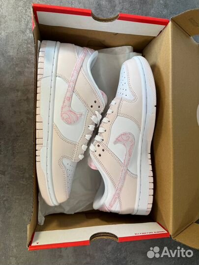 Кроссовки Nike Dunk Low Pink Paisley