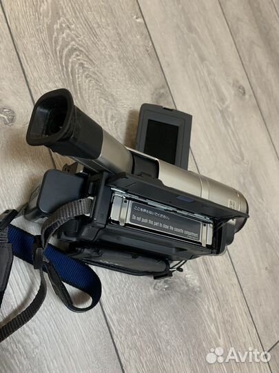 Видеокамера sony digital 8 dcr trv 208e