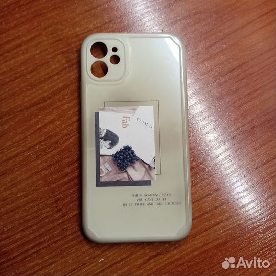 Чехол на iPhone 11