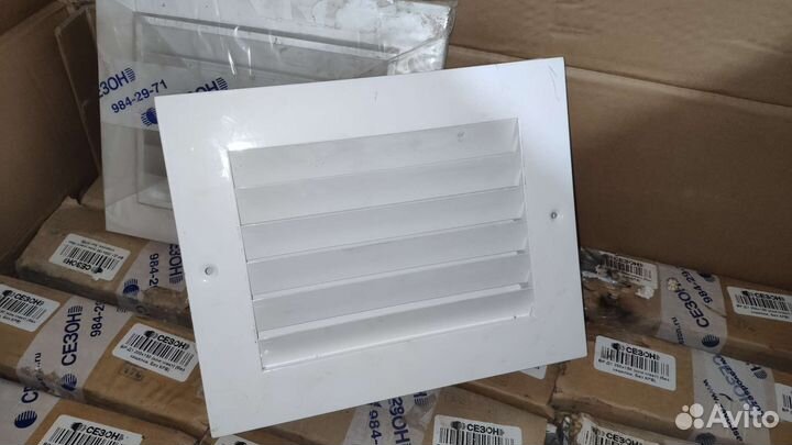 Вентиляционная решëтка вр-Д1 200х150 без защелки