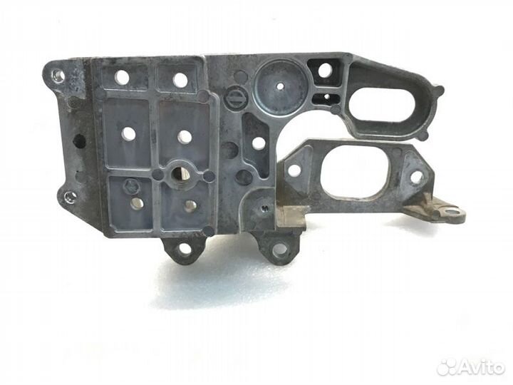 Кронштейн кпп Nissan Qashqai 1.6 2009