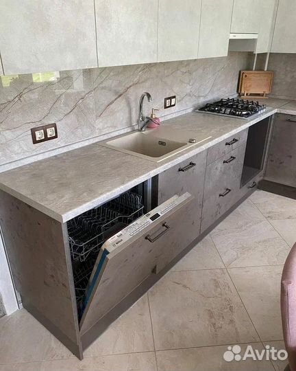 Кухонный гарнитур без ручек CN:024069