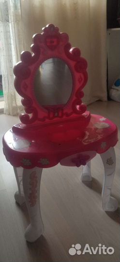 Детский туалетный столик для девочки