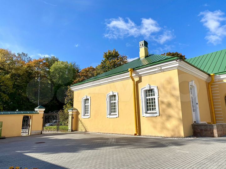 2-к. квартира, 82 м², 1/1 эт.