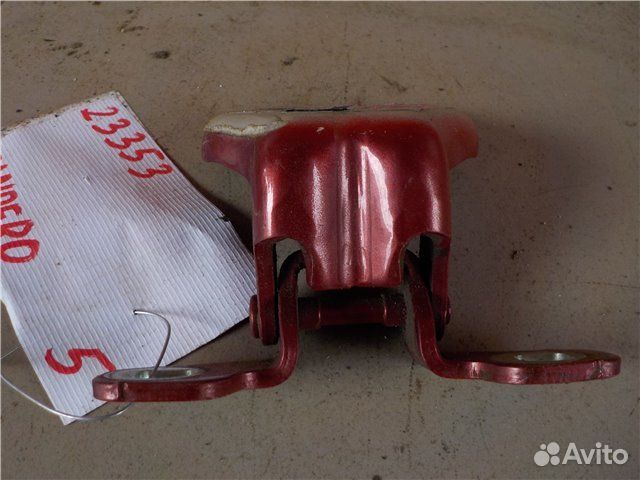 Петля двери верхняя задняя левая Renault Sandero