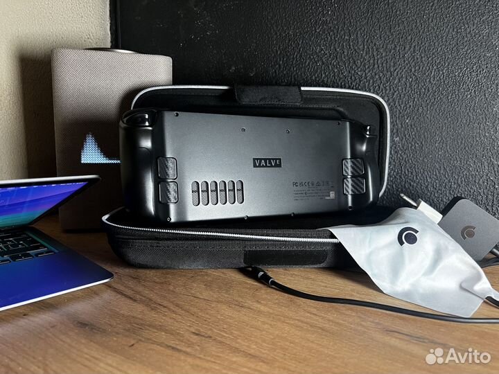 Steam Deck Oled 1tb + 256gb sd