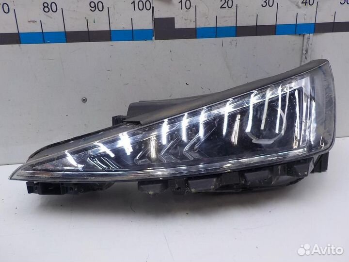 Фара левая Hyundai Elantra