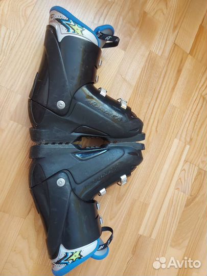 Горнолыжные ботинки детские