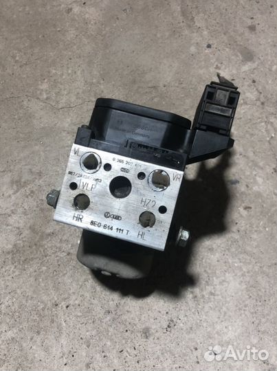 Блок ABS Ауди а6 с5 дорест 1999