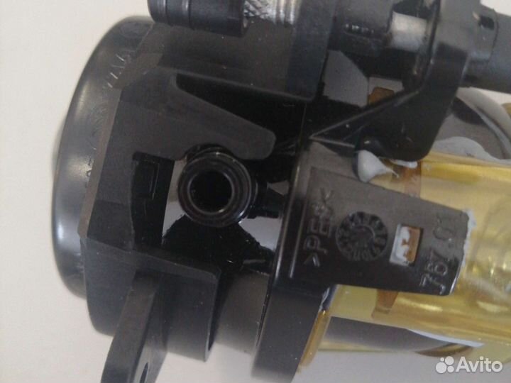 Фонарь противотуманный Astra J левый 13367140