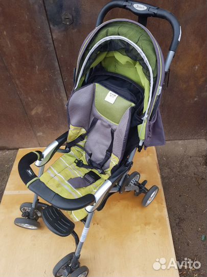 Продам прогулочную коляску Jetem