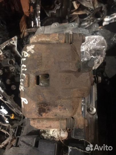 Суппорт тормозной передний правый Nissan Almera Cl