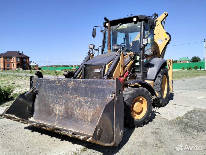 Экскаватор-погрузчик CASE 580 T, 2017