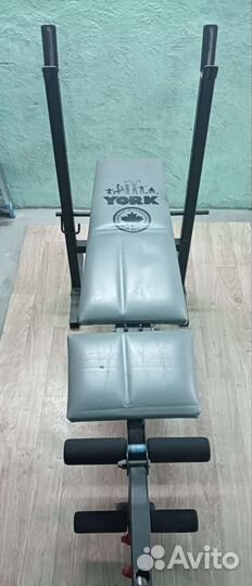 Скамья для жима лежа со штангой