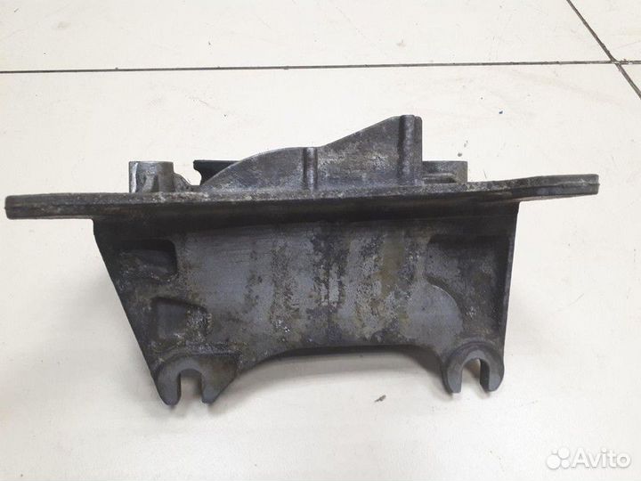 Опора двигателя