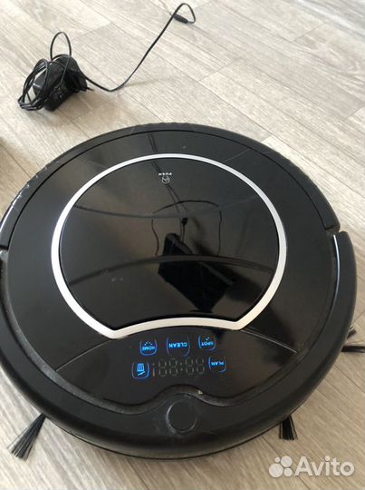 Робот пылесос