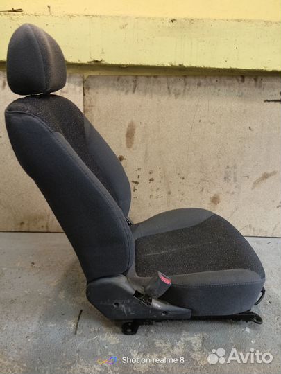 Сиденье переднее левое хендэ акцент тагаз