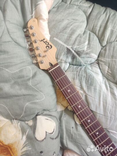 Электро гитара Cort G110