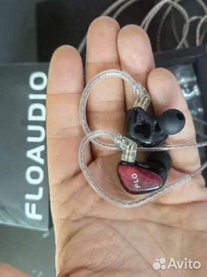 Динамические наушники Floaudio