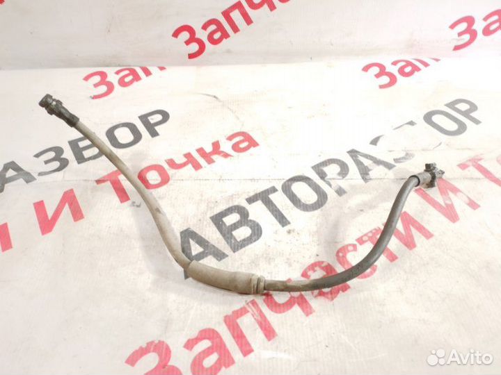 Шланг тормозной передний правый Volkswagen Passat