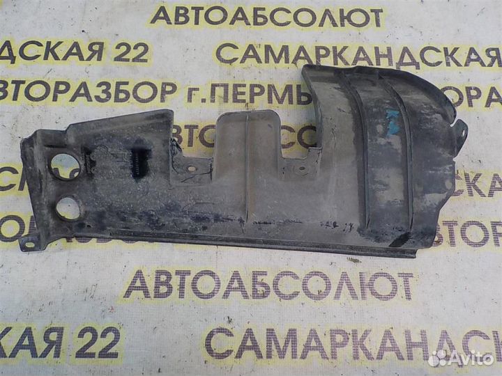 Воздуховод радиатора правый Nissan Almera (G15) 2