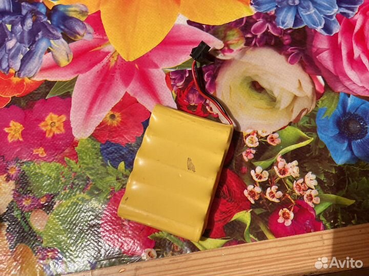 Машинка на пульте управления