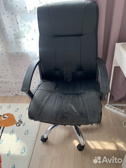 Компьютерное кресло