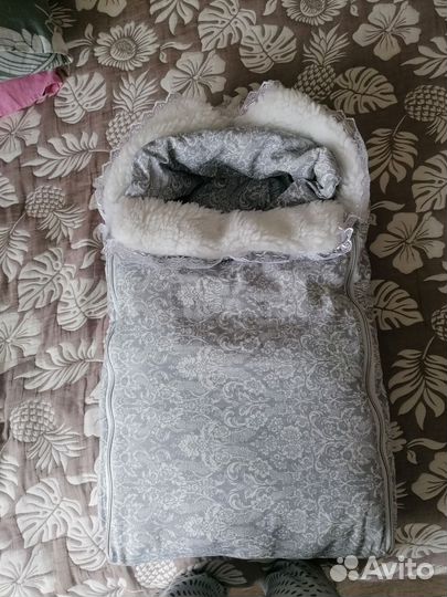 Продам конверт на выписку Зимний