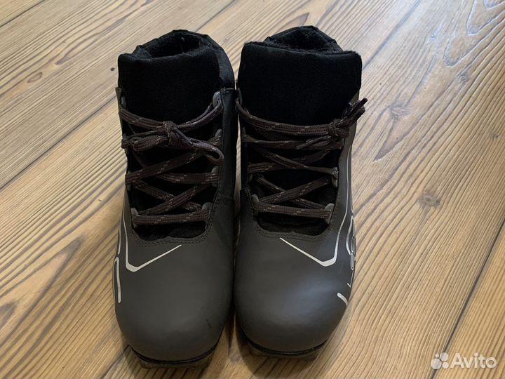Лыжные ботинки 40 размер
