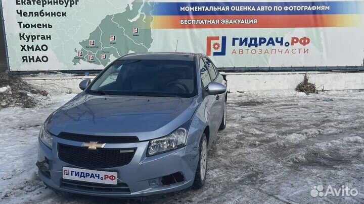 Воздуховод Chevrolet Cruze 13346074