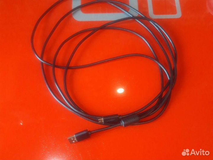 Кабель для компьютера