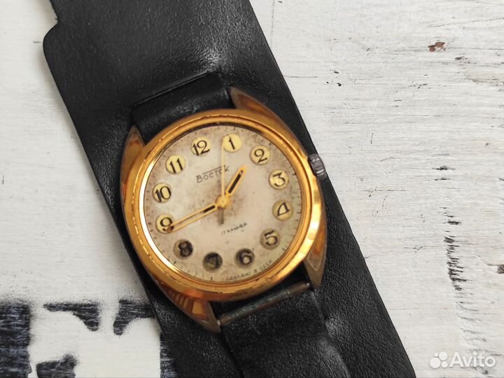 Часы мужские механические Восток 17 камней СССР