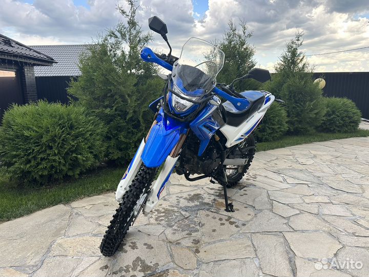 Motoland XR250 enduro