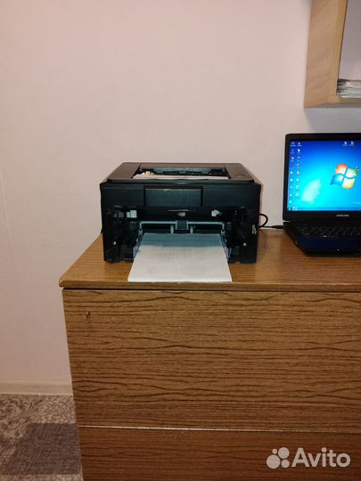 Принтеры HP LJ 1300, Samsung ML-1640
