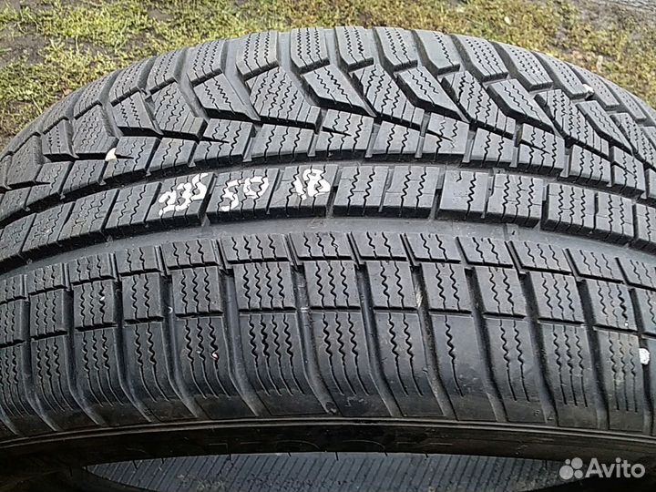 Hankook IceBear W440 235/50 R18