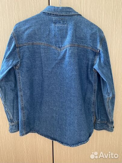 Джинсовая рубашка