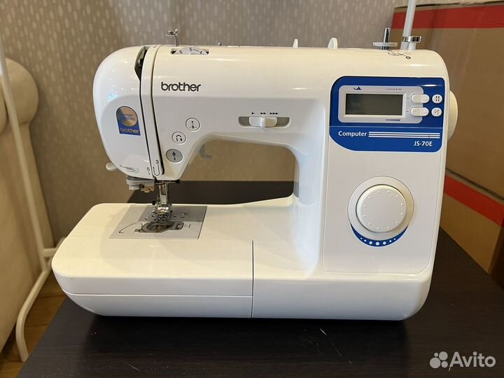 Швейная машина Brother JS-70E