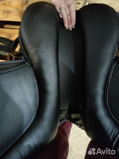 Седло для лошади универсальное