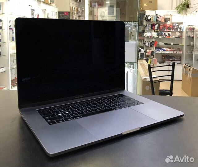 Б/У MacBook Pro 15 (2019 Intel Core I9 16/500Gb)