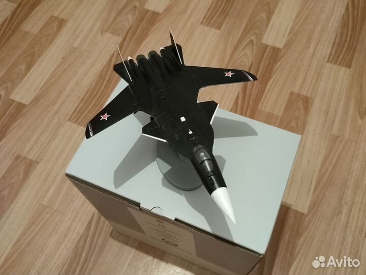 Сборная модель самолета 1 72