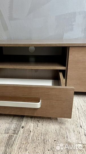 Продам тумбы и подвесной шкаф