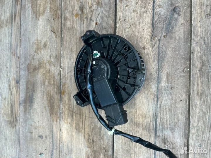 Моторчик печки Honda Civic 4D 1.3 2008