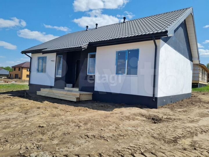 Дом 95 м² на участке 4 сот.